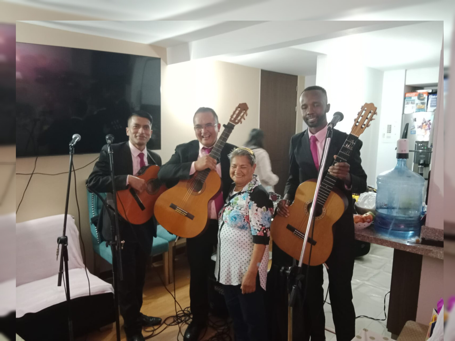 Trio Música de Cuerda - Serenatas Bogota - Trio Musical Bogotá
